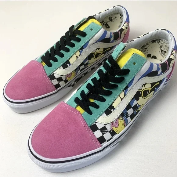 🩷 Vans x Disney Old Skool “80s Mickey” Sneakers (NWOT) - Picture 3 of 14